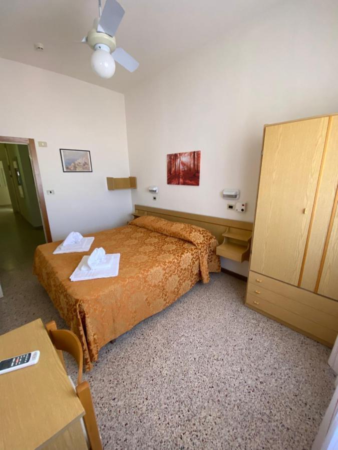 Hotel Granada Cattolica Exteriér fotografie