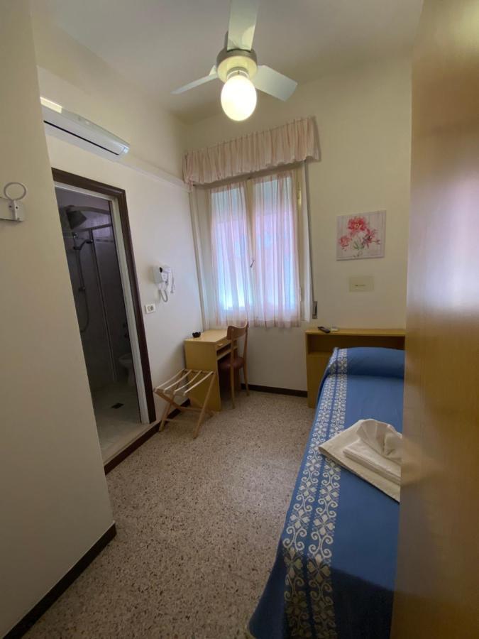 Hotel Granada Cattolica Exteriér fotografie