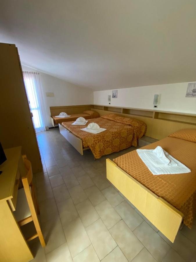Hotel Granada Cattolica Exteriér fotografie