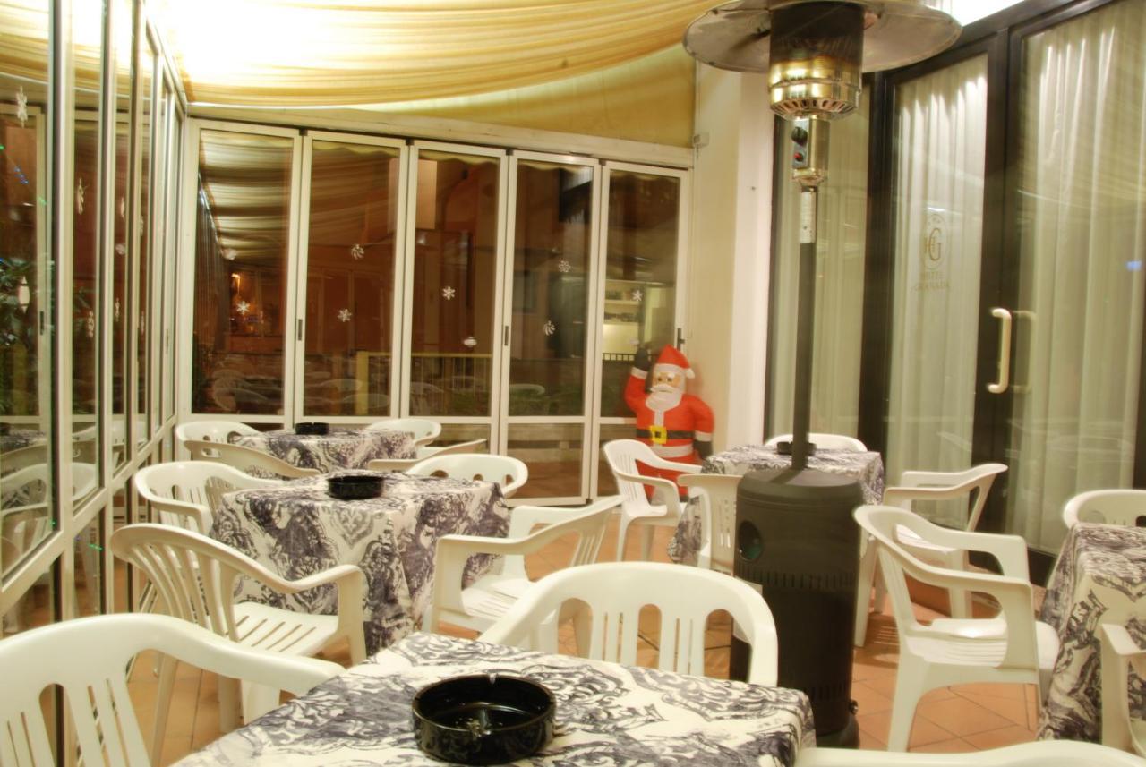 Hotel Granada Cattolica Exteriér fotografie